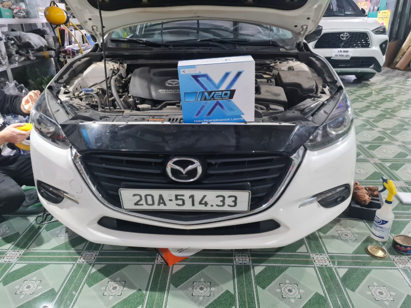 Độ đèn nâng cấp ánh sáng  Mazda3 2017						